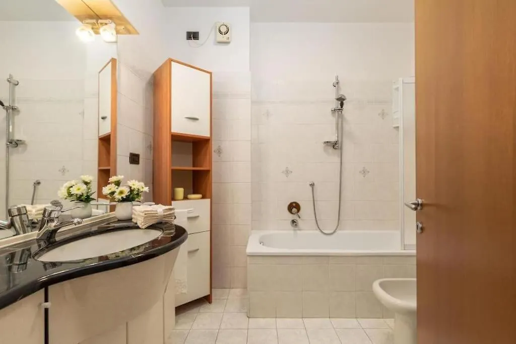 Casa Di Barbara - Parcheggio Privato Apartman Firenze 0*,